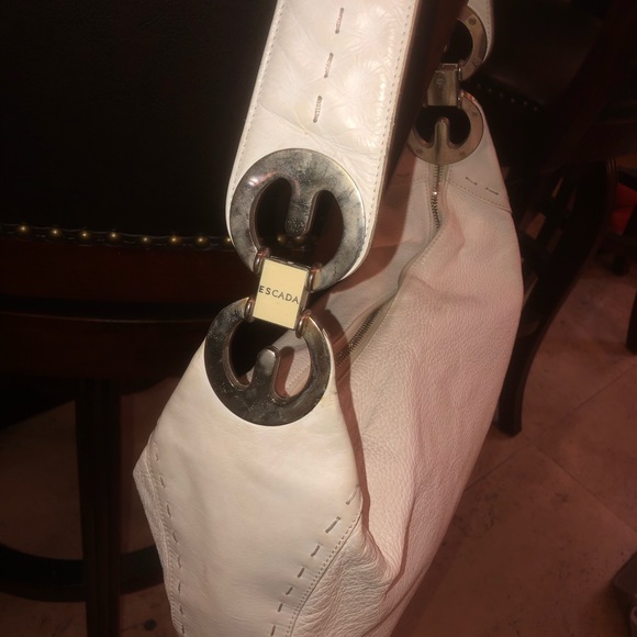 BUNDLE 2 HANDBAGS ESCADA & Salvatore Ferragamo - Picture 6 of 15